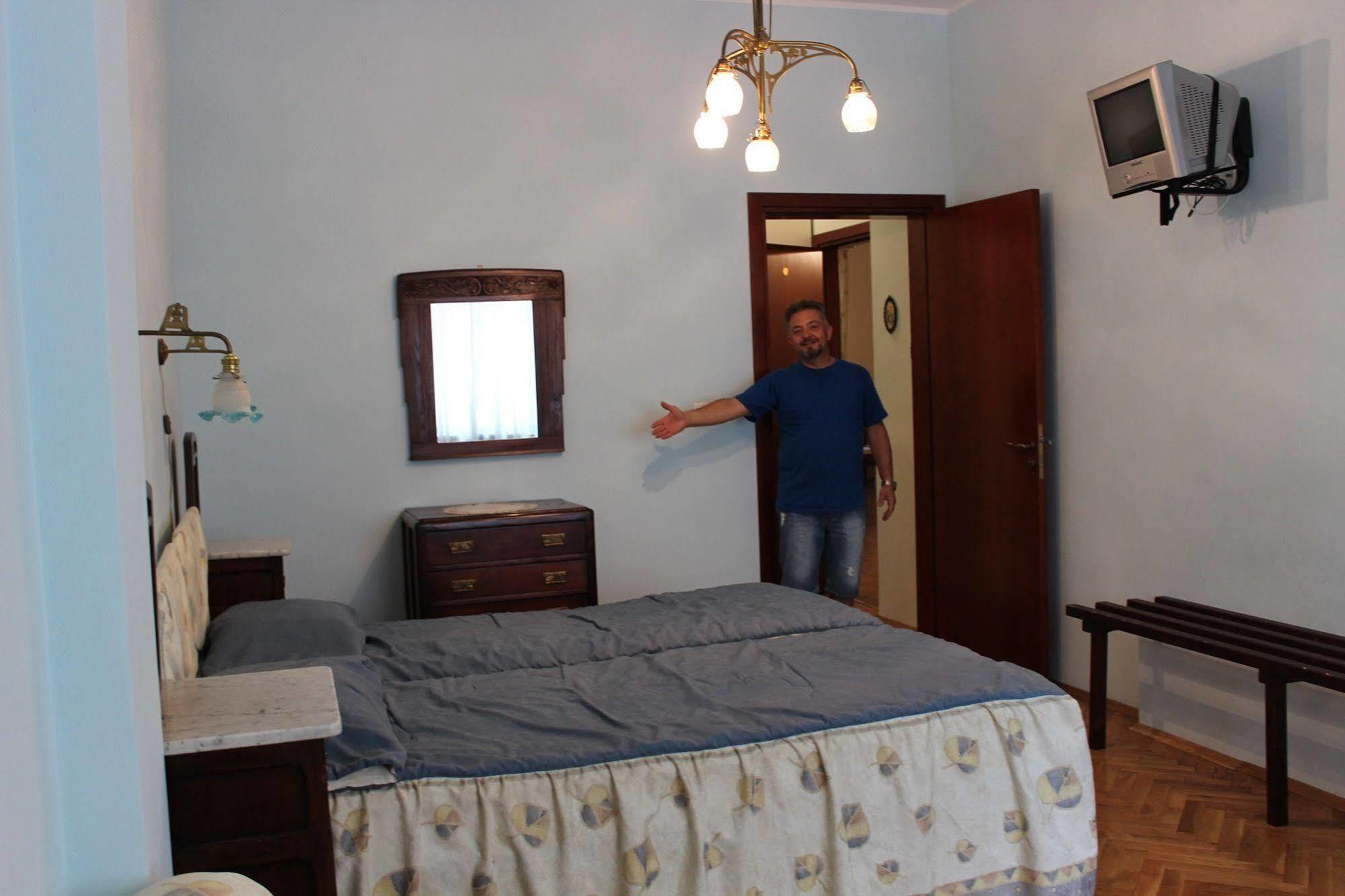 ソフィア カーサ フェラーリ ベッド ＆ ブレックファースト Bed & Breakfast エクステリア 写真