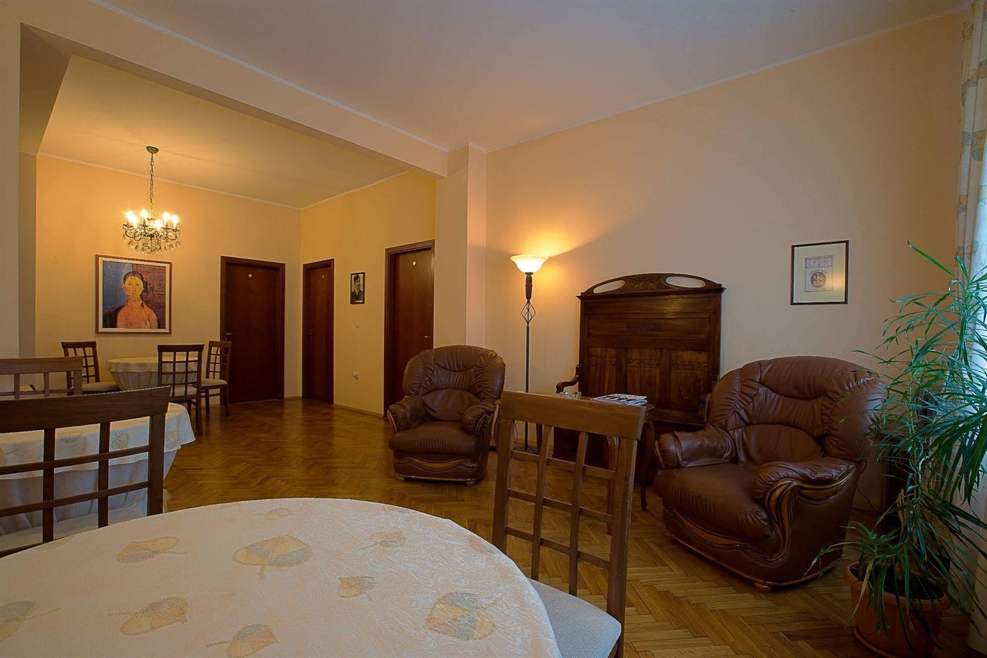 ソフィア カーサ フェラーリ ベッド ＆ ブレックファースト Bed & Breakfast エクステリア 写真